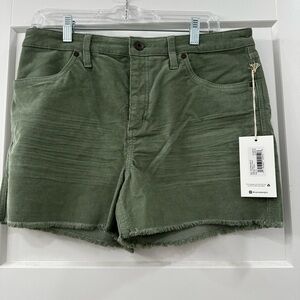 Carve Designs Oahu 4 inch hi-rise shorts